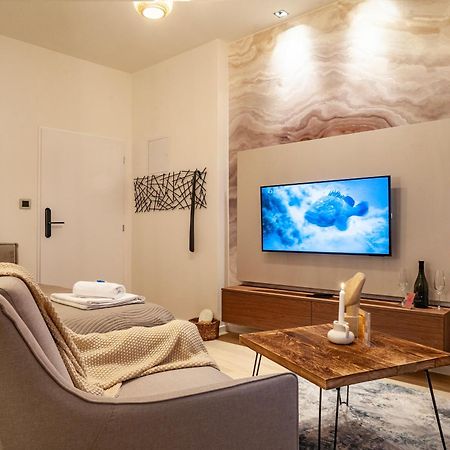 Sting Boutique Apartments 오스트라바 외부 사진