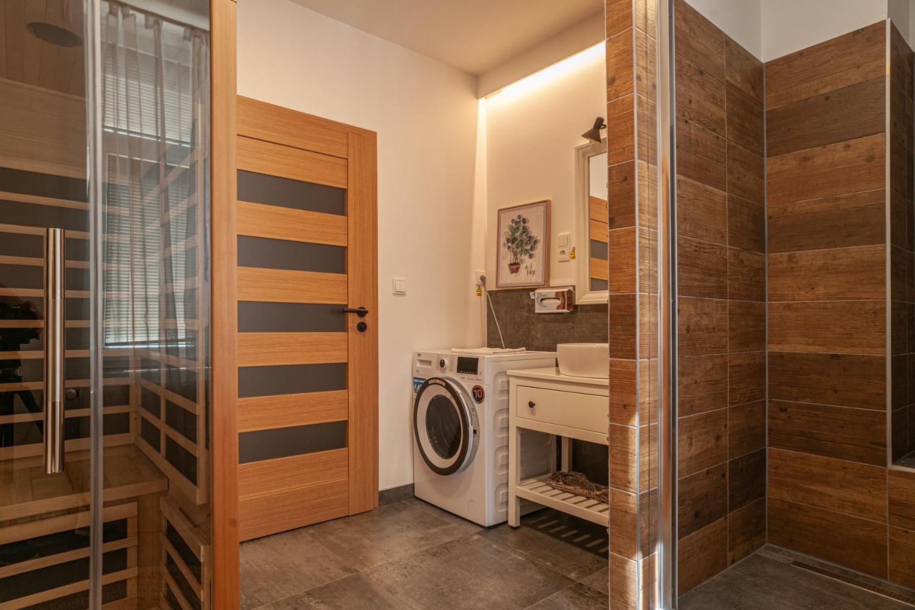 Sting Boutique Apartments 오스트라바 외부 사진