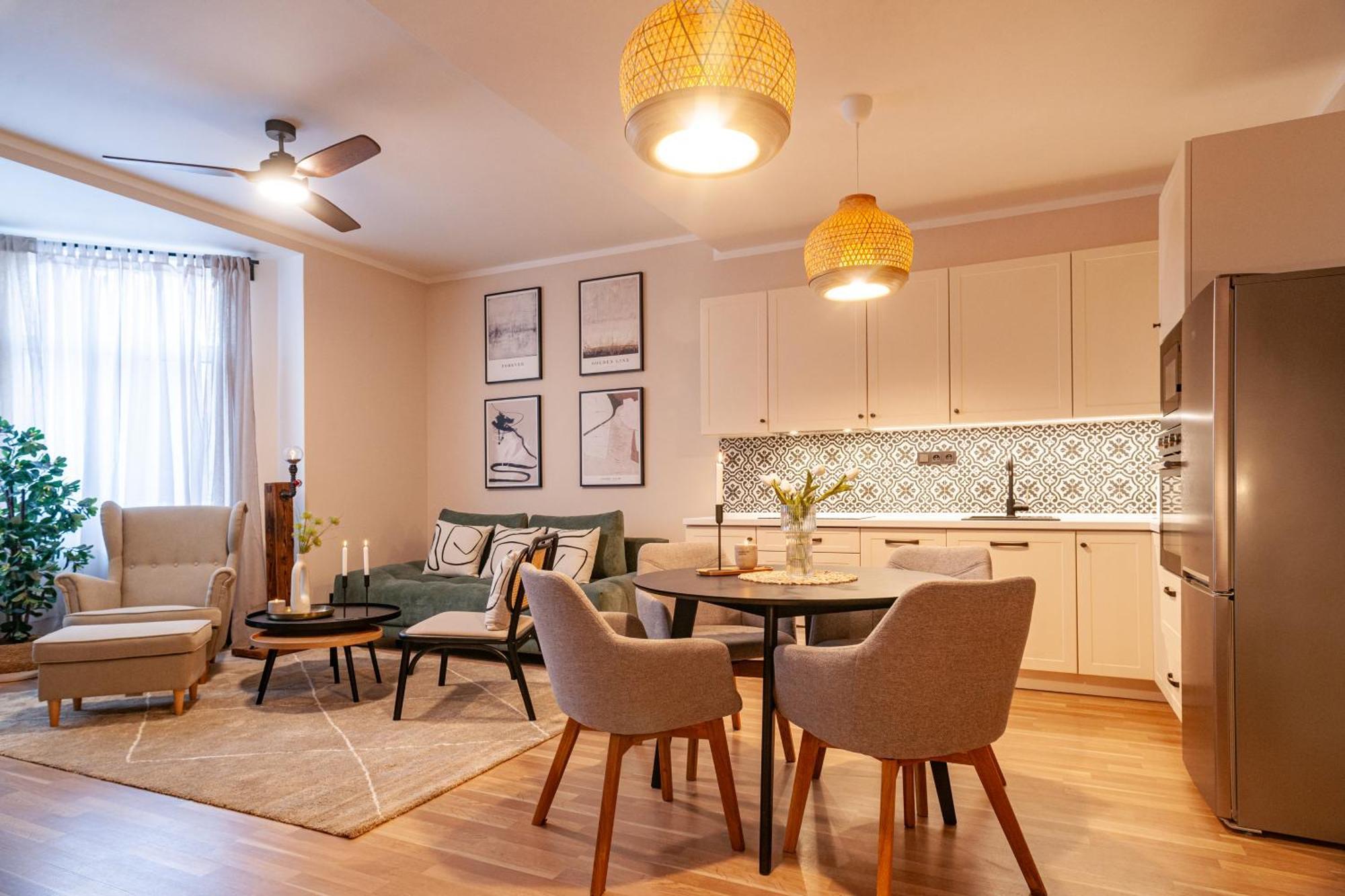 Sting Boutique Apartments 오스트라바 외부 사진
